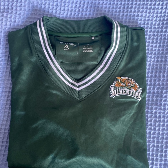 Sweater/Jersey-Style Everett Silvertips Long Sleeve - Picture 2 of 4